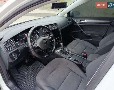 Білий Фольксваген e-Golf, об'ємом двигуна 0 л та пробігом 78 тис. км за 11600 $, фото 11 на Automoto.ua