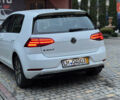Белый Фольксваген e-Golf, объемом двигателя 0 л и пробегом 88 тыс. км за 14500 $, фото 10 на Automoto.ua