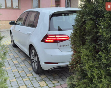 Белый Фольксваген e-Golf, объемом двигателя 0 л и пробегом 88 тыс. км за 14500 $, фото 21 на Automoto.ua