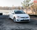 Белый Фольксваген e-Golf, объемом двигателя 0 л и пробегом 78 тыс. км за 15300 $, фото 4 на Automoto.ua