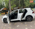 Белый Фольксваген e-Golf, объемом двигателя 0 л и пробегом 145 тыс. км за 14590 $, фото 47 на Automoto.ua