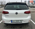 Белый Фольксваген e-Golf, объемом двигателя 0 л и пробегом 117 тыс. км за 15800 $, фото 7 на Automoto.ua