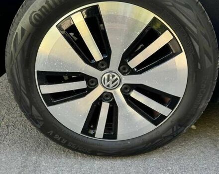 Білий Фольксваген e-Golf, об'ємом двигуна 0 л та пробігом 75 тис. км за 14650 $, фото 17 на Automoto.ua