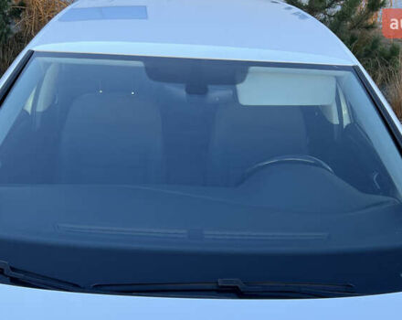 Белый Фольксваген e-Golf, объемом двигателя 0 л и пробегом 84 тыс. км за 13250 $, фото 31 на Automoto.ua