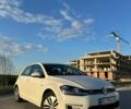 Белый Фольксваген e-Golf, объемом двигателя 0 л и пробегом 99 тыс. км за 13700 $, фото 1 на Automoto.ua