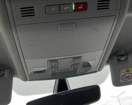 Белый Фольксваген e-Golf, объемом двигателя 0 л и пробегом 75 тыс. км за 15500 $, фото 15 на Automoto.ua