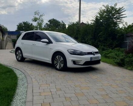 Белый Фольксваген e-Golf, объемом двигателя 0 л и пробегом 92 тыс. км за 14200 $, фото 5 на Automoto.ua