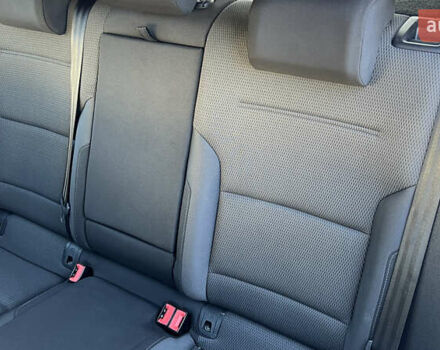 Белый Фольксваген e-Golf, объемом двигателя 0 л и пробегом 84 тыс. км за 13250 $, фото 71 на Automoto.ua