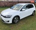 Белый Фольксваген e-Golf, объемом двигателя 0 л и пробегом 80 тыс. км за 14800 $, фото 13 на Automoto.ua