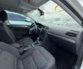 Белый Фольксваген e-Golf, объемом двигателя 0 л и пробегом 100 тыс. км за 11200 $, фото 4 на Automoto.ua