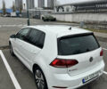 Белый Фольксваген e-Golf, объемом двигателя 0 л и пробегом 117 тыс. км за 15800 $, фото 13 на Automoto.ua
