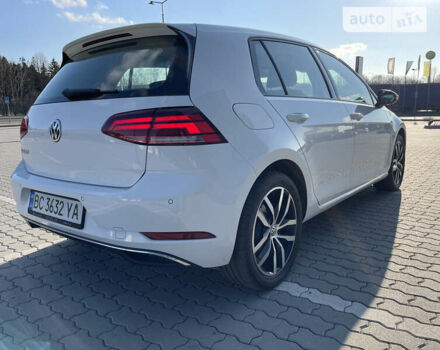 Білий Фольксваген e-Golf, об'ємом двигуна 0 л та пробігом 49 тис. км за 15299 $, фото 11 на Automoto.ua