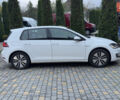 Белый Фольксваген e-Golf, объемом двигателя 0 л и пробегом 88 тыс. км за 14500 $, фото 14 на Automoto.ua