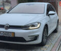 Белый Фольксваген e-Golf, объемом двигателя 0 л и пробегом 88 тыс. км за 14500 $, фото 20 на Automoto.ua