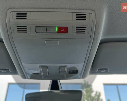 Белый Фольксваген e-Golf, объемом двигателя 0 л и пробегом 84 тыс. км за 13250 $, фото 129 на Automoto.ua