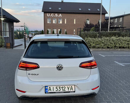 Белый Фольксваген e-Golf, объемом двигателя 0 л и пробегом 136 тыс. км за 13000 $, фото 3 на Automoto.ua