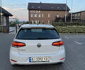 Белый Фольксваген e-Golf, объемом двигателя 0 л и пробегом 136 тыс. км за 13000 $, фото 3 на Automoto.ua