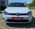 Белый Фольксваген e-Golf, объемом двигателя 0 л и пробегом 104 тыс. км за 14900 $, фото 29 на Automoto.ua