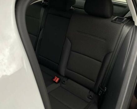 Білий Фольксваген e-Golf, об'ємом двигуна 0 л та пробігом 82 тис. км за 13000 $, фото 29 на Automoto.ua