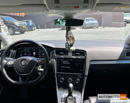 Білий Фольксваген e-Golf, об'ємом двигуна 35 л та пробігом 44 тис. км за 19200 $, фото 9 на Automoto.ua