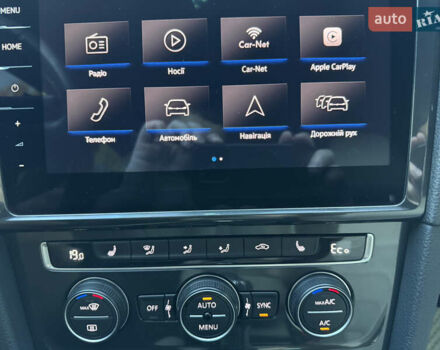 Белый Фольксваген e-Golf, объемом двигателя 0 л и пробегом 88 тыс. км за 15100 $, фото 61 на Automoto.ua