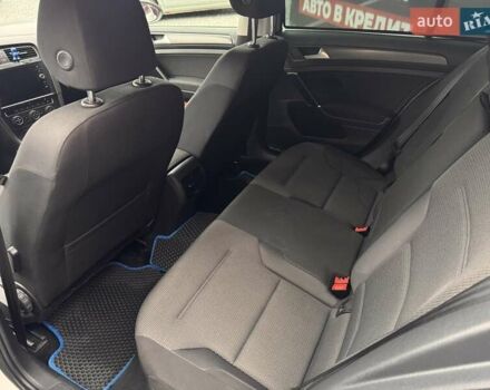 Белый Фольксваген e-Golf, объемом двигателя 0 л и пробегом 170 тыс. км за 13000 $, фото 13 на Automoto.ua