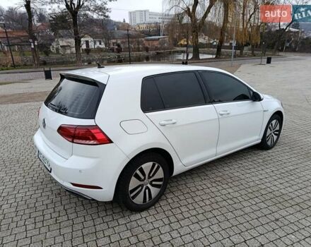 Білий Фольксваген e-Golf, об'ємом двигуна 0 л та пробігом 78 тис. км за 11600 $, фото 6 на Automoto.ua