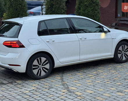 Белый Фольксваген e-Golf, объемом двигателя 0 л и пробегом 88 тыс. км за 14500 $, фото 13 на Automoto.ua