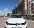 Белый Фольксваген e-Golf, объемом двигателя 0 л и пробегом 137 тыс. км за 16500 $, фото 21 на Automoto.ua