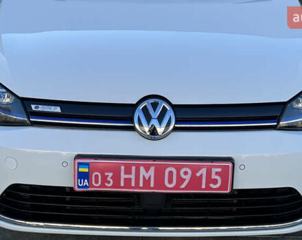 Белый Фольксваген e-Golf, объемом двигателя 0 л и пробегом 84 тыс. км за 13250 $, фото 23 на Automoto.ua