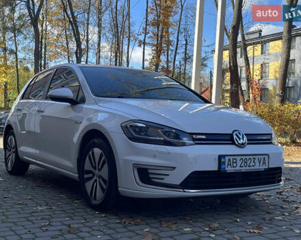 Білий Фольксваген e-Golf, об'ємом двигуна 0 л та пробігом 78 тис. км за 11500 $, фото 5 на Automoto.ua