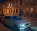 Белый Фольксваген e-Golf, объемом двигателя 0 л и пробегом 59 тыс. км за 14700 $, фото 2 на Automoto.ua