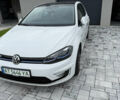Белый Фольксваген e-Golf, объемом двигателя 0 л и пробегом 169 тыс. км за 13500 $, фото 1 на Automoto.ua