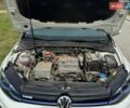 Белый Фольксваген e-Golf, объемом двигателя 0 л и пробегом 83 тыс. км за 12999 $, фото 29 на Automoto.ua