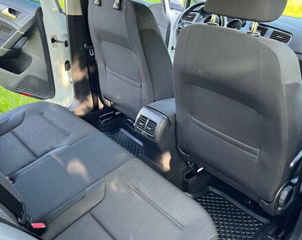 Белый Фольксваген e-Golf, объемом двигателя 0 л и пробегом 169 тыс. км за 13500 $, фото 6 на Automoto.ua