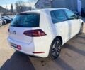 Белый Фольксваген e-Golf, объемом двигателя 0 л и пробегом 5 тыс. км за 18990 $, фото 4 на Automoto.ua