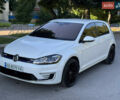 Белый Фольксваген e-Golf, объемом двигателя 0 л и пробегом 88 тыс. км за 15100 $, фото 13 на Automoto.ua