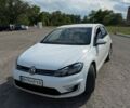 Белый Фольксваген e-Golf, объемом двигателя 0 л и пробегом 88 тыс. км за 13000 $, фото 1 на Automoto.ua