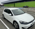 Белый Фольксваген e-Golf, объемом двигателя 0 л и пробегом 117 тыс. км за 15800 $, фото 11 на Automoto.ua
