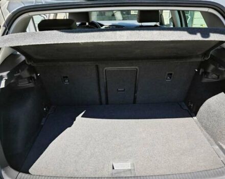 Белый Фольксваген e-Golf, объемом двигателя 0 л и пробегом 41 тыс. км за 18500 $, фото 11 на Automoto.ua