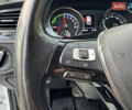 Белый Фольксваген e-Golf, объемом двигателя 0 л и пробегом 102 тыс. км за 13200 $, фото 25 на Automoto.ua