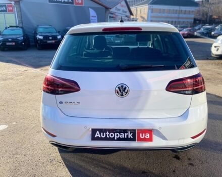 Белый Фольксваген e-Golf, объемом двигателя 0 л и пробегом 5 тыс. км за 18990 $, фото 5 на Automoto.ua