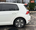 Білий Фольксваген e-Golf, об'ємом двигуна 0 л та пробігом 248 тис. км за 12500 $, фото 4 на Automoto.ua