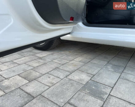 Білий Фольксваген e-Golf, об'ємом двигуна 0 л та пробігом 35 тис. км за 15600 $, фото 15 на Automoto.ua