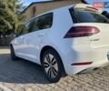 Белый Фольксваген e-Golf, объемом двигателя 0 л и пробегом 55 тыс. км за 15500 $, фото 19 на Automoto.ua