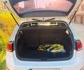 Белый Фольксваген e-Golf, объемом двигателя 0 л и пробегом 80 тыс. км за 15000 $, фото 3 на Automoto.ua