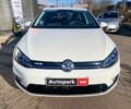 Белый Фольксваген e-Golf, объемом двигателя 0 л и пробегом 5 тыс. км за 18990 $, фото 1 на Automoto.ua