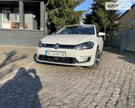 Білий Фольксваген e-Golf, об'ємом двигуна 0 л та пробігом 55 тис. км за 15500 $, фото 9 на Automoto.ua