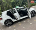 Белый Фольксваген e-Golf, объемом двигателя 0 л и пробегом 145 тыс. км за 14590 $, фото 112 на Automoto.ua