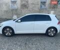 Белый Фольксваген e-Golf, объемом двигателя 0 л и пробегом 146 тыс. км за 13400 $, фото 1 на Automoto.ua
